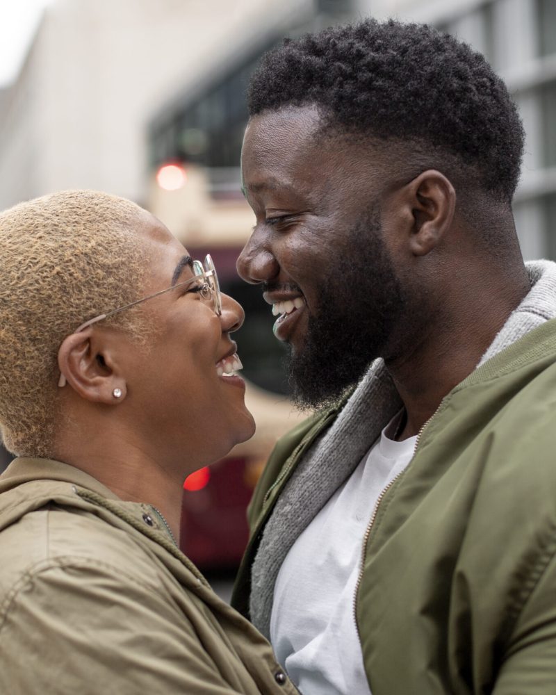 family-enjoying-their-quality-winter-time (2)